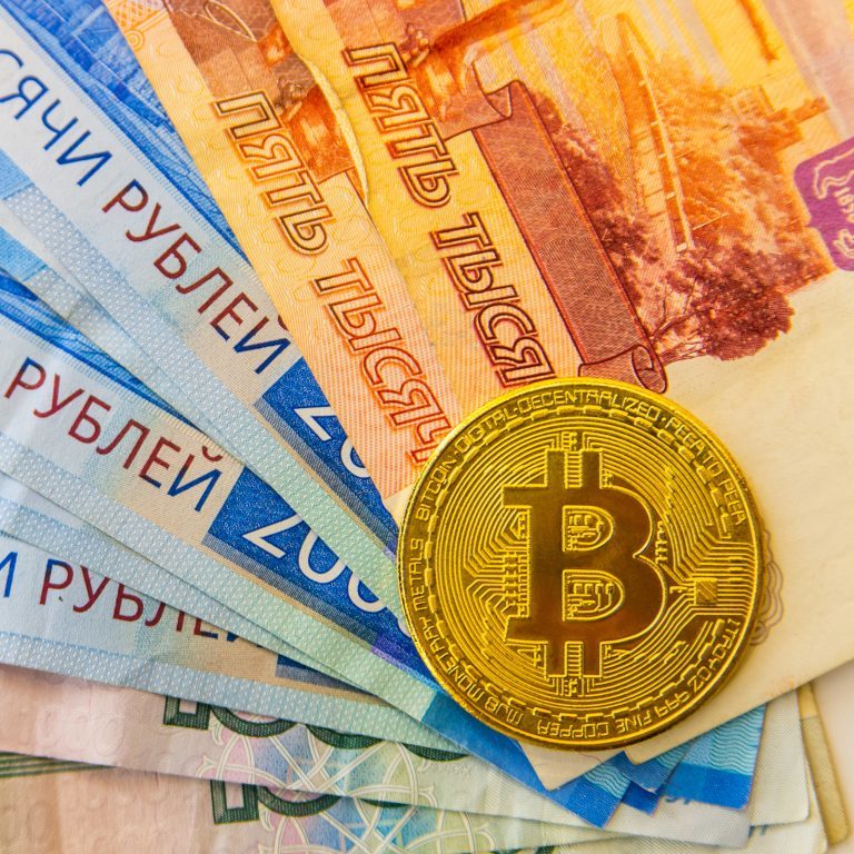 BitcoinNews's tweet photo. Cash to Crypto Trade Blooming in Moscow, Reports Say https://t.co/OrfUw0L0tR https://t.co/N4vfdpyh5T