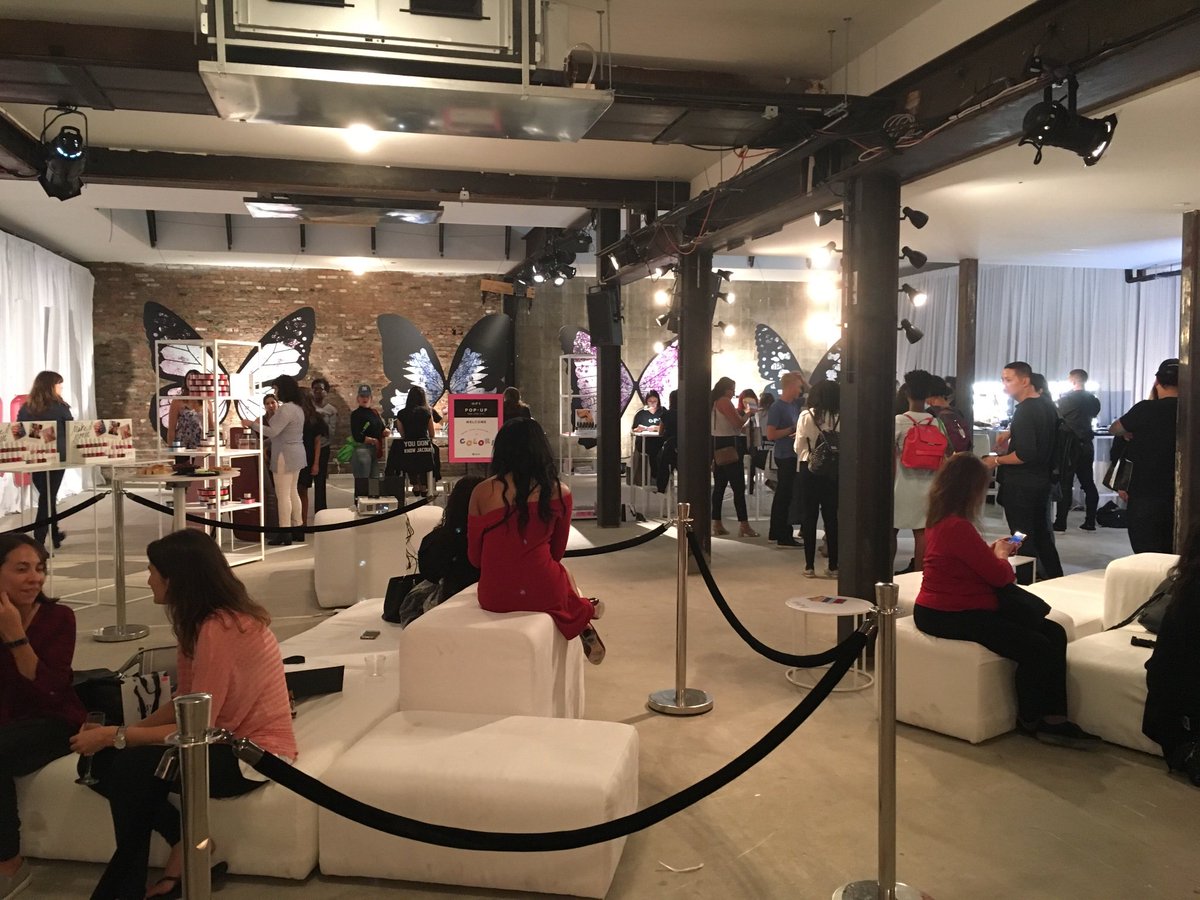 #OPIPopUp <a href="/OPI/">Yukio "Opi" Ohya</a> needed some inspiration to pick new colors!