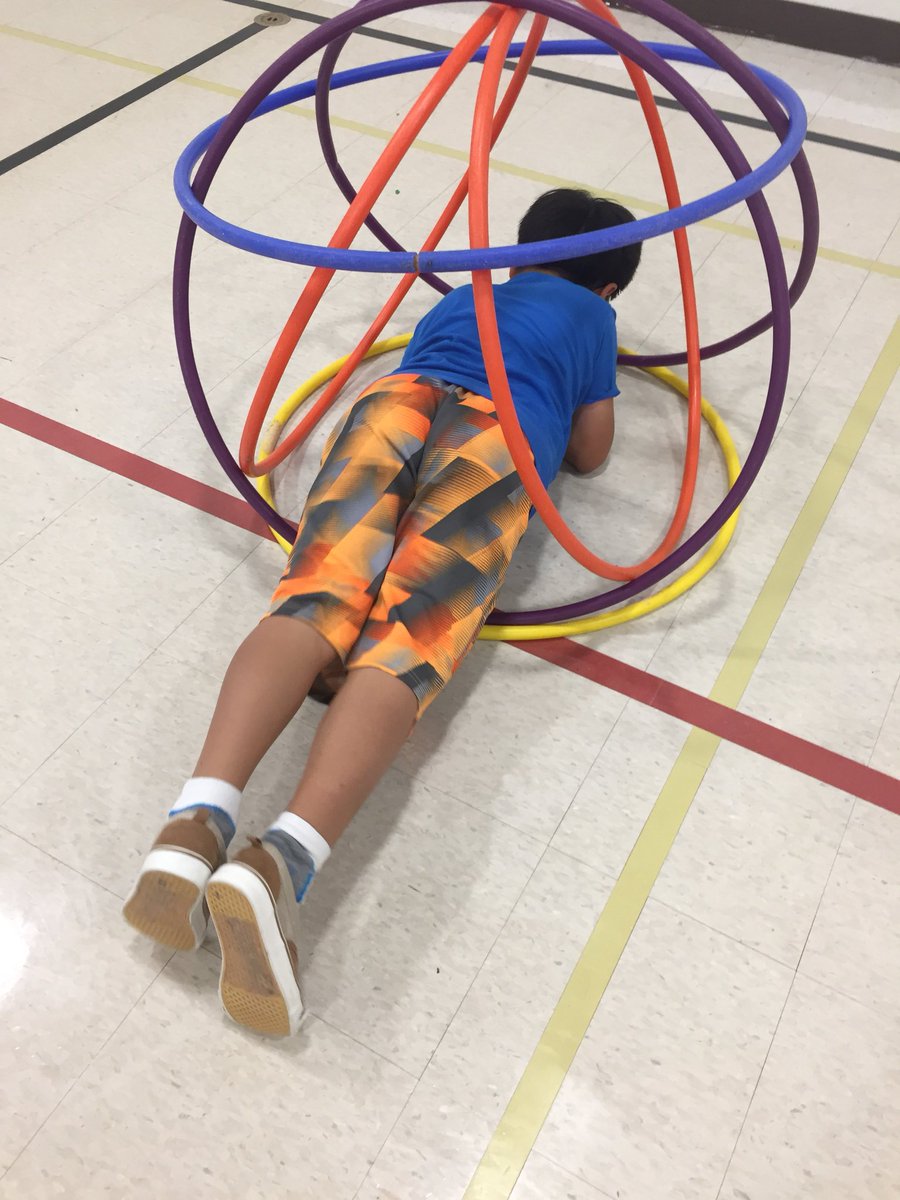MsAbseh's tweet photo. Working together to build our Hula Huts! Communication is key! https://t.co/O4xujHWMG7
