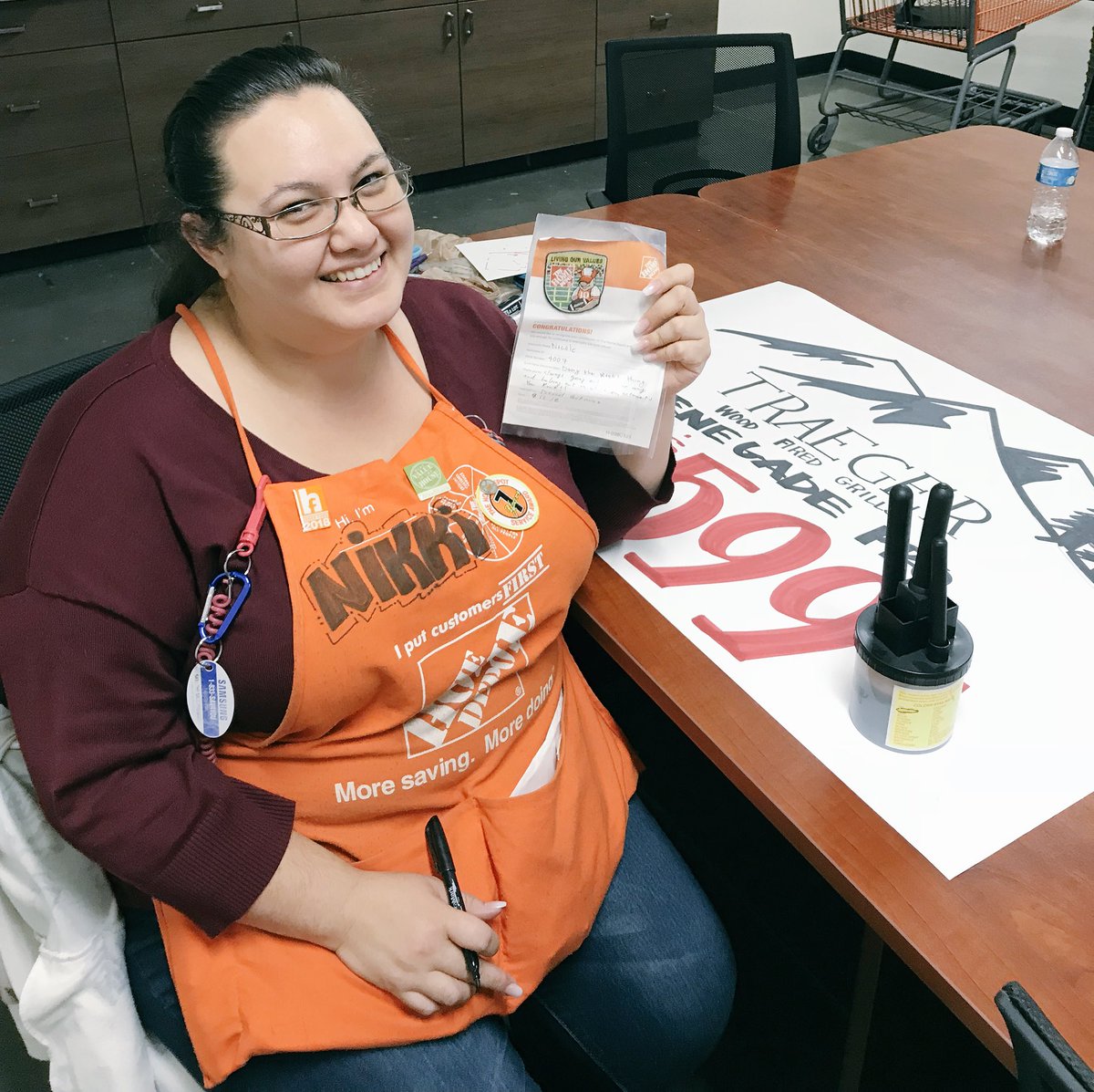 Thank you Nikki for all of your help, our events wouldn’t shine without you. #myfavoriteCOS <a href="/MitchWatsonHD/">Mitch Watson</a> @KathleenCGately <a href="/SaiaNgauamo/">Saia Ngauamo</a>