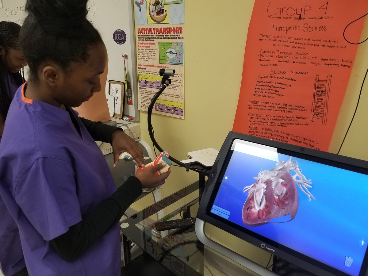 csdavis1970's tweet image. Great day learning about the conduction of the heart on Z-Space, Allied Healthcare Students...It&apos;s what we do at RCA!  #RCPSWorldClass #RCAWeAreTheDifference #RockdaleCareerAcademy #RCPSGoodNews