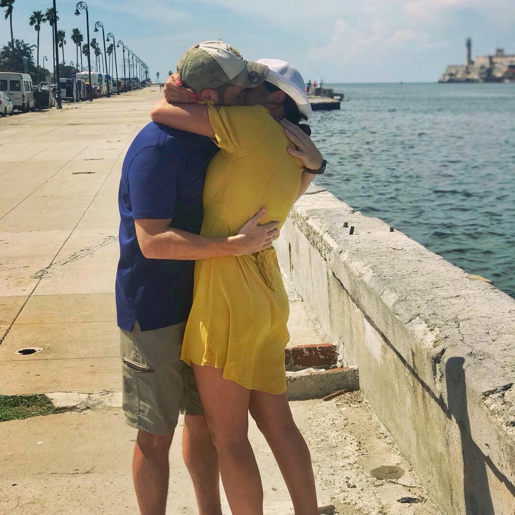 Lady_Sgt_Pepper's tweet image. Happiest girl in the world, y’all #ImEngaged