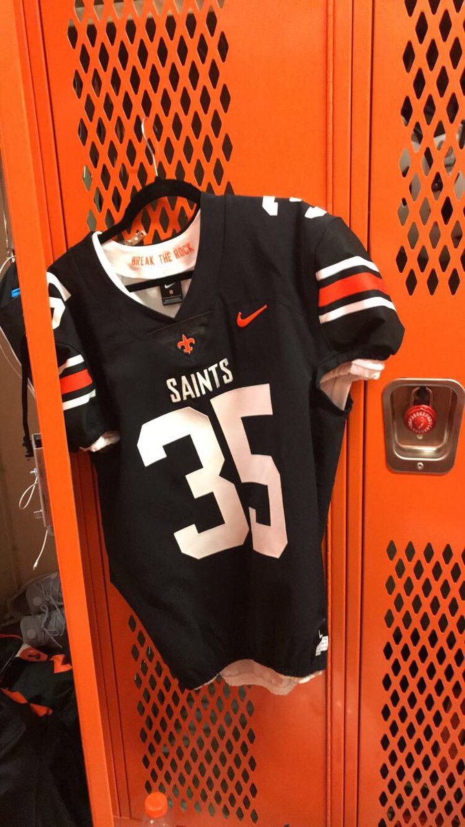 Kyle Hayes (@kh_vii) on Twitter photo 5 weeks ago i almost quit football... today i thought i was comin out to a normal sophomore practice... by the end of practice i earned my varsity jersey⚜️ im proud to be a saint @CoachBFarquhar <a href="/STCEFootball/">St. Charles East Football</a> 5 weeks ago i almost quit football... today i thought i was comin out to a normal sophomore practice... by the end of practice i earned my varsity jersey⚜️ im proud to be a saint @CoachBFarquhar <a href="/STCEFootball/">St. Charles East Football</a>
