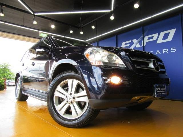 EXPO_MOTORCARS's tweet image. Just arriving what you were looking for your family.
This 2007 #MercedesBenz GL450 4Matic comes complete with Rear #DVD #EntertainmentSystem
Just $12,991
#MakingADream with #ExpoMotorcars