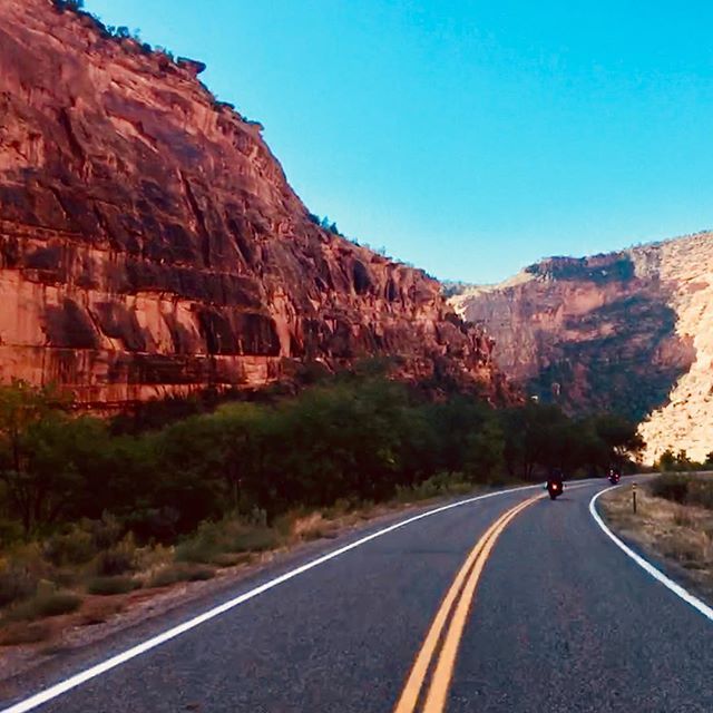 rideavidly's tweet photo. To say CO HWY 141 is an amazing ride is about as big an understatement I can think of. https://t.co/ZOG0llNsBB
