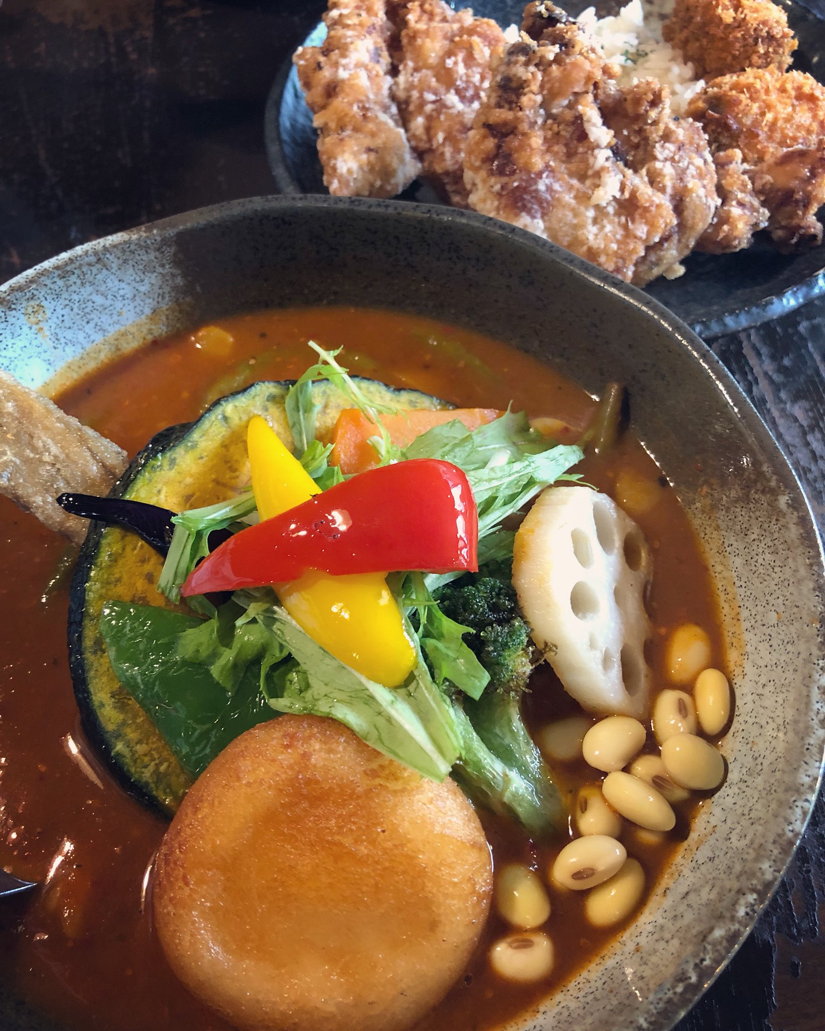 Gosho 唐辛子 メモ553 北海道 札幌 平岸 Rojiuracurrysamurai ロジウラカレーサムライ 平岸総本店 侍まつり ３種 辛さ10 辛くしないほうがよかったスープ 素揚げの野菜って旨 チーズいももち ザンギ カキフライ スープカレー