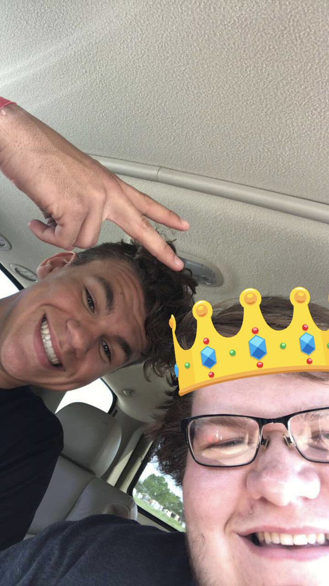 Cailpepp's tweet photo. happy birthday brad 🎉🎉🎉 thank you for taking pics at the dairy with me and loving ct almost as much as i do!!! https://t.co/WBf1bmpI7s