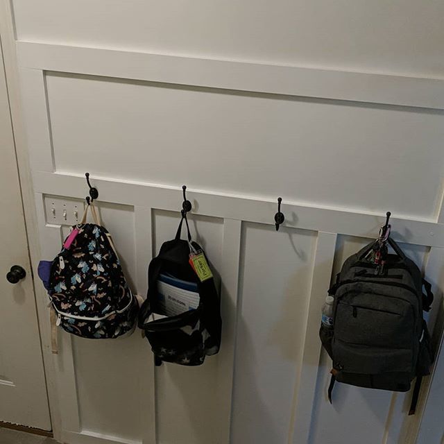 KevlarMenace's tweet image. Getting some use.
#diy #boardandbatten #imadeathing ift.tt/2MrPQ7q