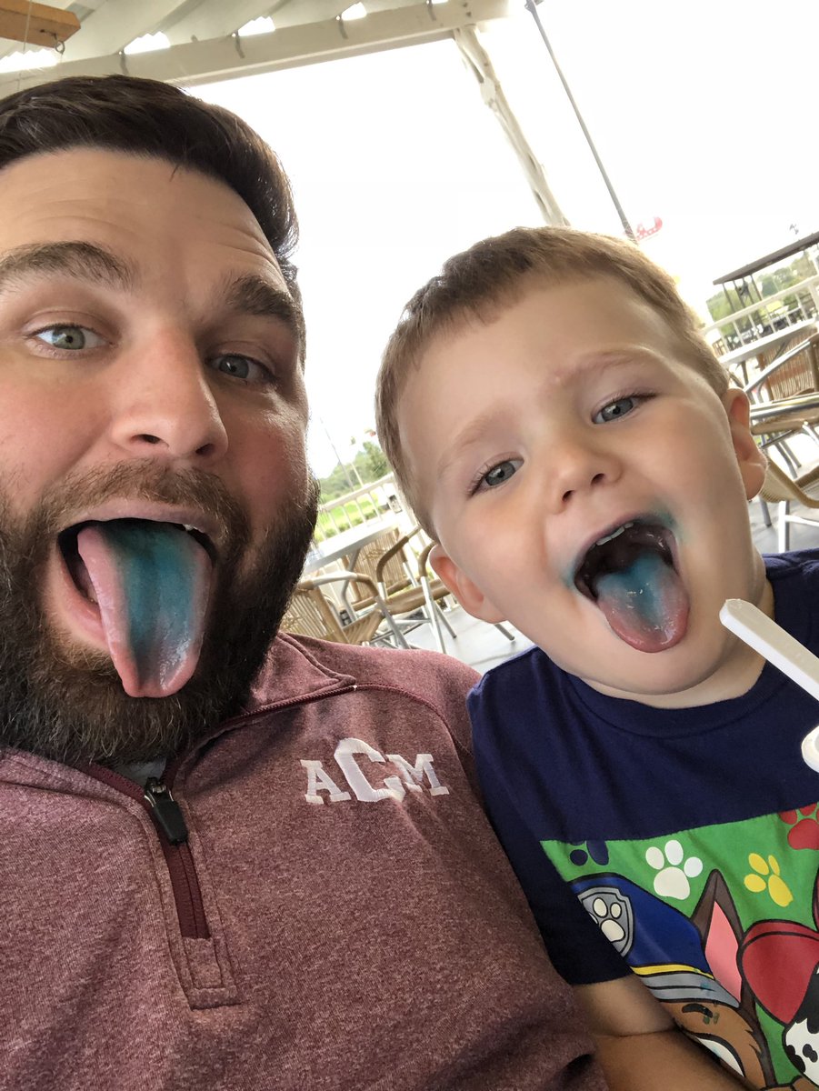 michaelmcever's tweet photo. Like father like son. https://t.co/rFSm5QXgbR