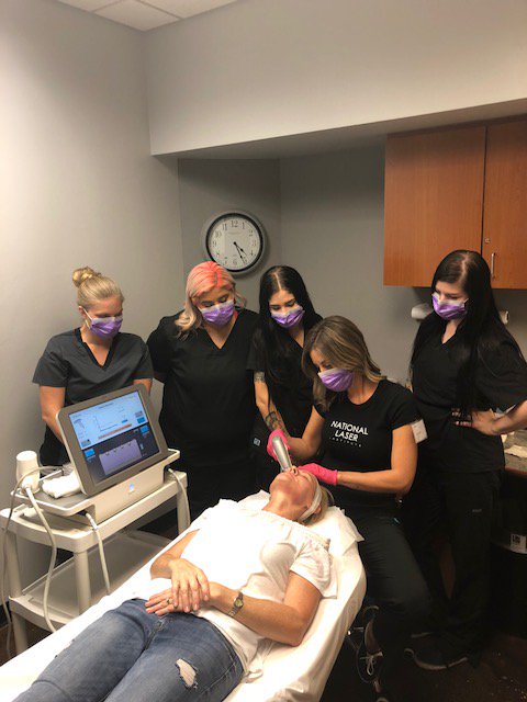 NatLaserSchool's tweet photo. We 💗 hands-on training!
.
.
.
#nationallaserinstitute #cosmeticlasertech #lasertraining #ematrix #medspa #medicalaesthetics https://t.co/Y0iUkps2zf