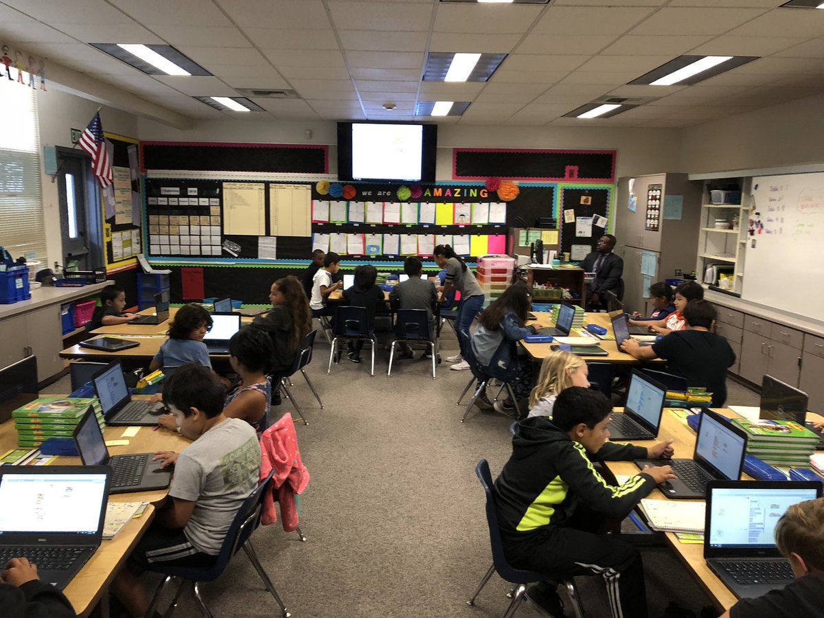 mrsjomorton's tweet image. Had our first official #codetothefuture lesson today! Students were excited! @elcerritolhcsd #WeAreReady
