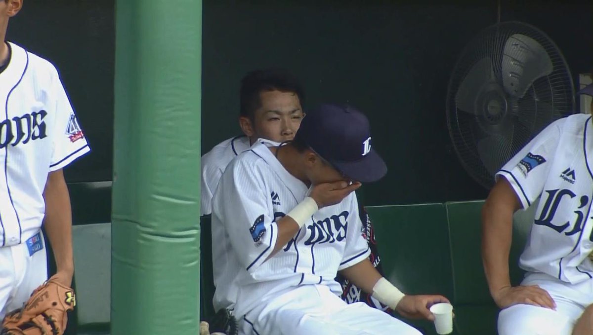 やみ速 西武ライオンズまとめ On Twitter パtvでは腰部違和感の可能性を示唆していましたが トレーナーやコーチと話すこともなくベンチに座っていたので恐らく怪我ではないと思いますが Seibulions 埼玉西武ライオンズ 伊藤翔