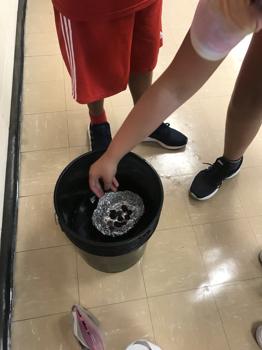 Mrs_Cuomo's tweet image. Hit a record of 224 pennies on our aluminum foil boats. Can’t wait to see what we can do tomorrow! #problemSolving #introtocoding #coding