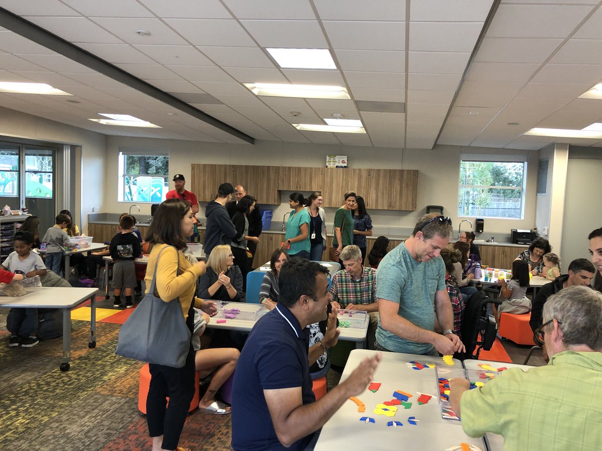 kamithor's tweet photo. The power of play! First grade back to school night @CampbellCSI #doingdifferent https://t.co/ROX7TTwn3b