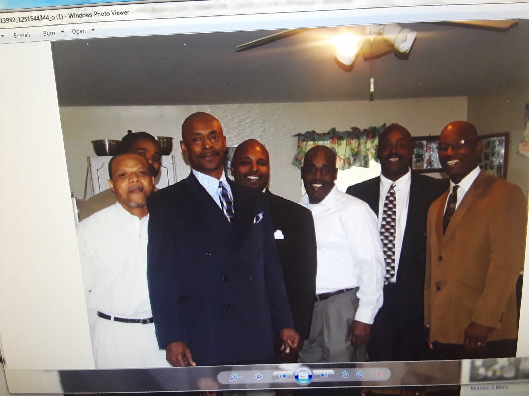 Charles E Jones (Charles78543370) / Twitter