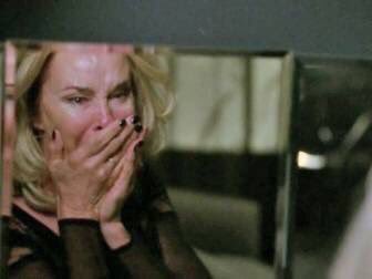 zzzzzzzzzzszzz's tweet photo. It’s ten minutes in and there’s no sign of Jessica Lange #AmericanHorrorStory #ahs https://t.co/mySRGtH4oq