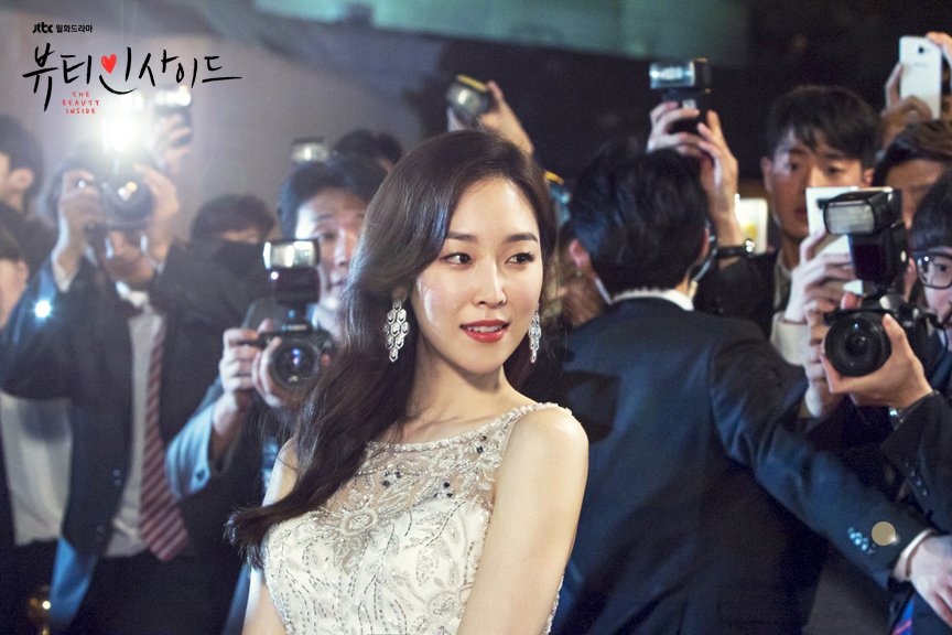 JTBC 월화드라마 뷰티인사이드 #서현진 스틸컷 첫 공개 😍 기사 🔗http://naver.me/FUAwslaK HQ 🔗http://tv.jtbc.joins.com/photo/pr10010943/pm10049815/detail/12388…...