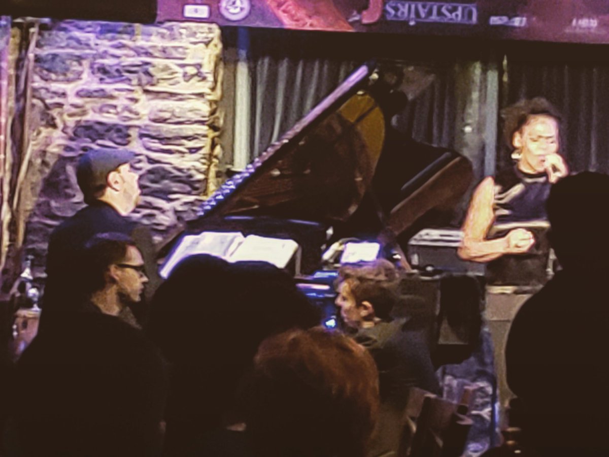 JGraubart's tweet photo. #ALAI2018 is turning into an impromptu tour of Montreal jazz clubs. At @upstairsjazz to see @dtwlive. Fantastic! https://t.co/OpF37lxgiF