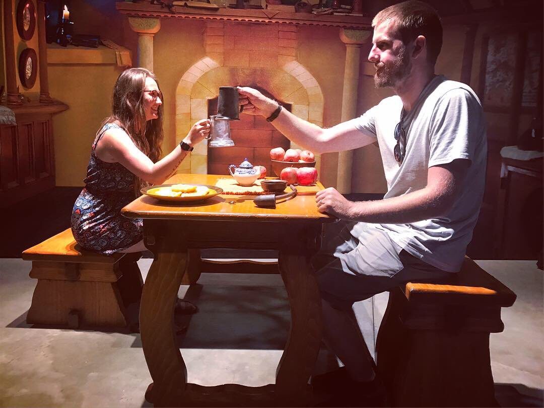 jenandmeltravel's tweet photo. It’s a great day when you get to be a hobbit and sit on the couch from friends! #WarnerBros #Hollywood #travel #GreatDay #hobbit #friendsset #studiotour #moviemagic #travelblog #honeymoon https://t.co/Cda2P7TNqd