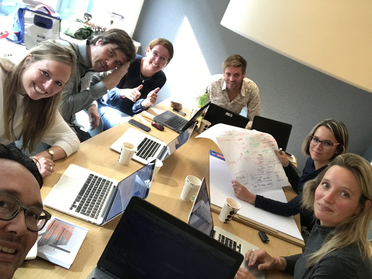 Work in progress! Wekelijks #scrum-moment met #Fontys #FED-team #wijzijnfontys #fontyseducationaldesigners #FontysED