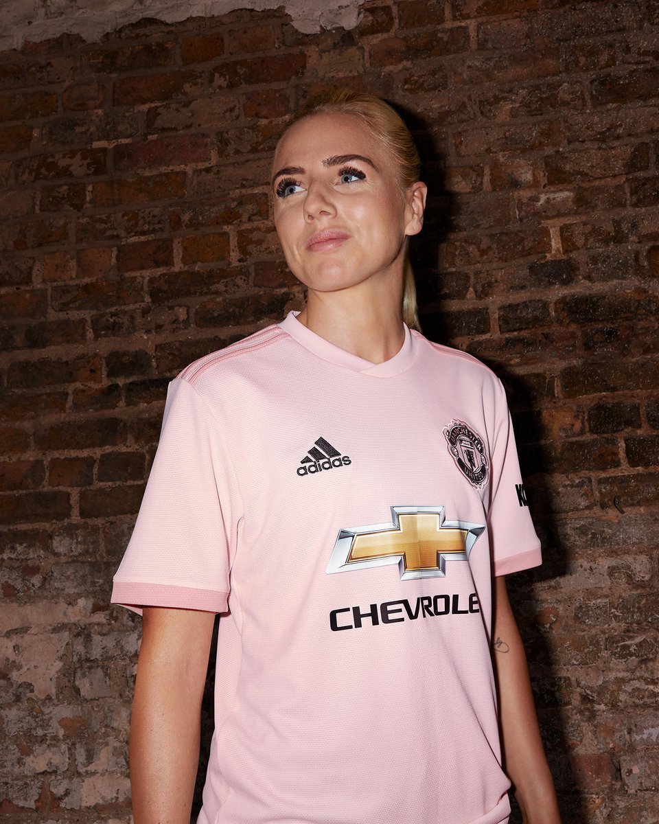 manchester united womens shirt pink