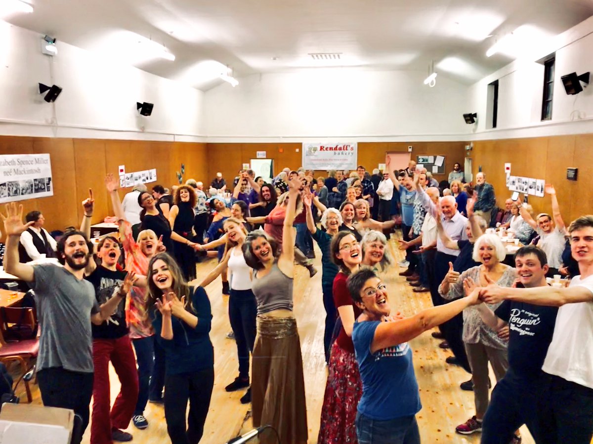 We had a braw time joining the @OrkSciFest ceilidh last night sharing our #scienceceilidh dances exploring the brain, aurora & some resources on healthy ageing @ccace @age_uk - good job that dancing's great for helping you stay sharp, eh?!🎉 #OrkneyScifest ageuk.org.uk/information-ad…