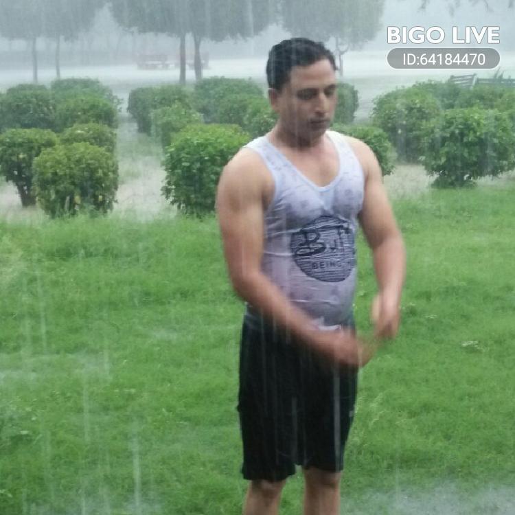 MGiglipop's tweet photo. OMG! You have to see this. #BIGOLIVE.  
https://t.co/lNfZhv8U5j https://t.co/n81l9ZQnQE