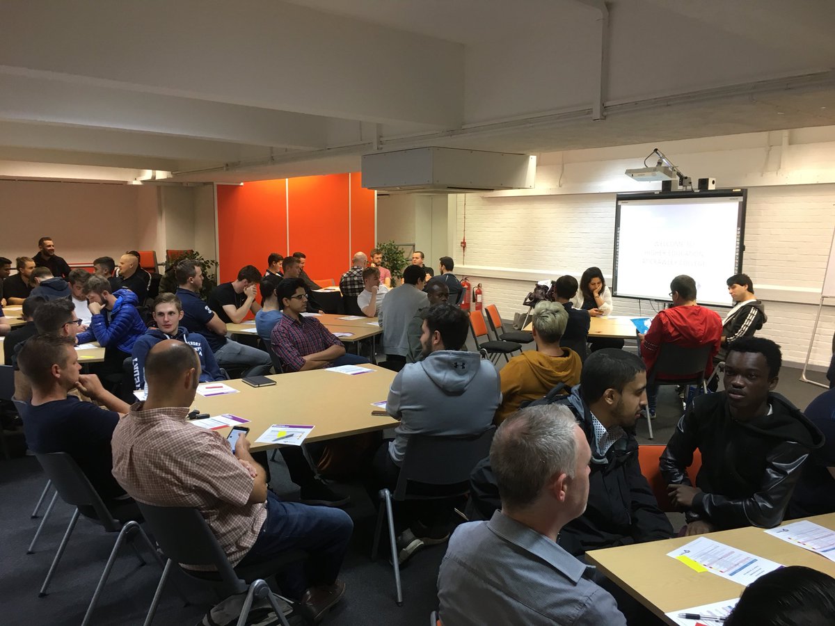 mrsmad40's tweet image. Fantastic number of students attending the first HE Induction Day @CrawleyCollege helping students prepare for their Higher Education experience. #HEinFE #ChangingLivesThroughLearning @illingwv  @DanCreedCrawley