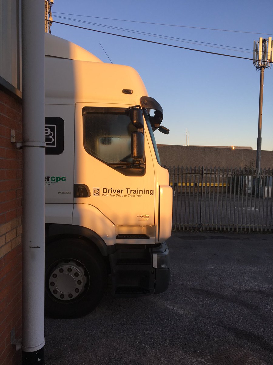 PBDTraining's tweet photo. The preparation for another day of training has dawned here in Pucklechurch as we get ready for the arrival of our candidates #LGV #Training #CPC https://t.co/uxOAWujRbn