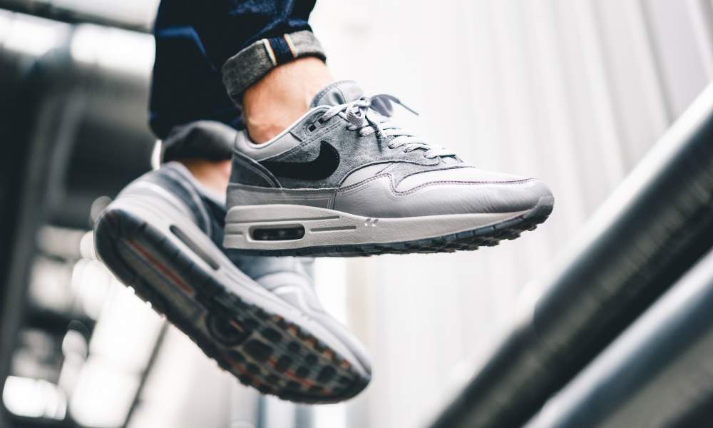 air max 1 pompidou grey