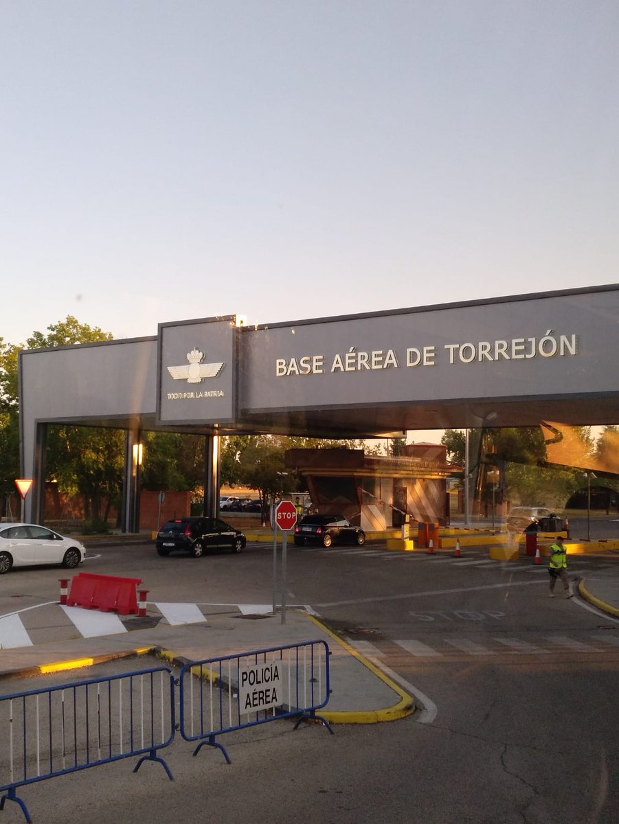 YATASpain's tweet photo. Today we are at the Air Base of #Torrejón #Ala12 #COAJE #NATO #WeAreNATO @EjercitoAire https://t.co/D1qGCk0BgE