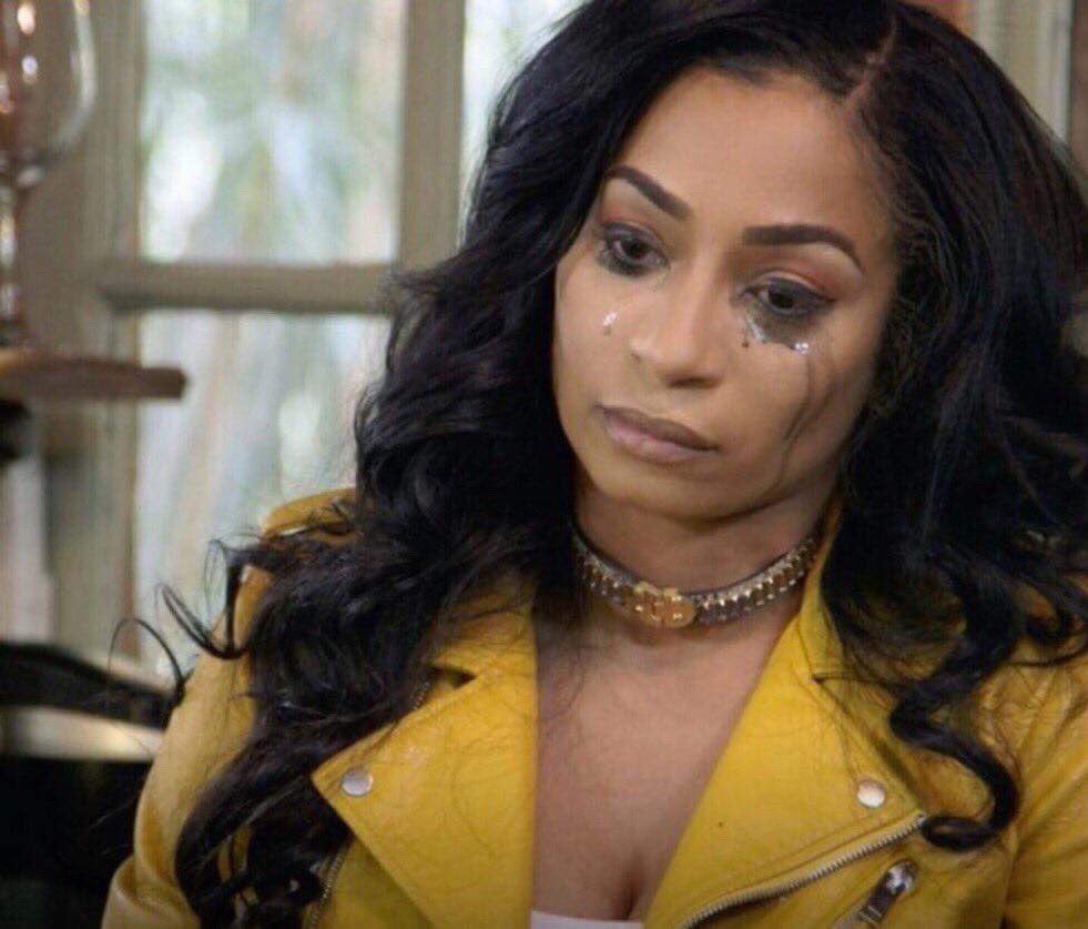 Yo_Yandy's tweet photo. Im fighting battles in my head everyday that nobody knows about.😢💔 https://t.co/uhiR18OfFq