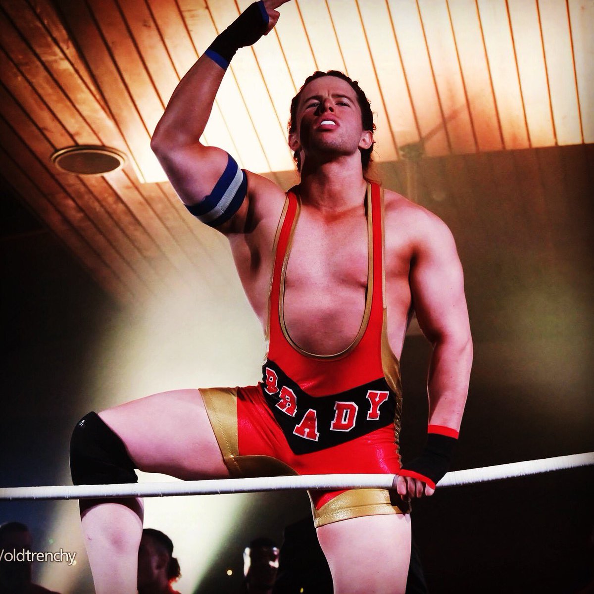 DeanBradyCCB's tweet image. All that time spent in the gym is paying off and is super worth it! I’m gonna need to find a new weightlifting belt though, I lost mine 👎 #gym #gymmotivation #payingoff #wonders #worthit #weightlifting #belt #championshipbelt #swole #gainz #aesthetic #millennials #captain #brady