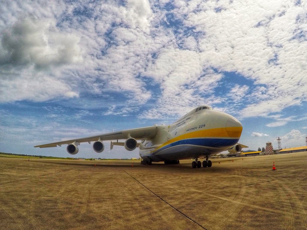 BigbearPandaa's tweet photo. #AN225 #Antonov225 #UTP #VTBU @aviknowledge เอารูปเจ้ายักษ์มาฝากค่ะ https://t.co/HEY4Tzt7w0