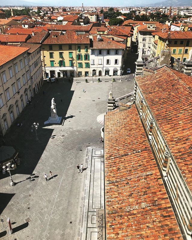 MarcoBadiani's tweet photo. Salire in alto fa bene non solo alla visuale | #visitprato sul campanile del #duomo #prato #pratointuscany #destinationprato https://t.co/DyLbudulpj https://t.co/qVlpEzf9Kr