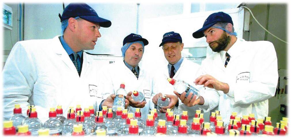 Radnorhills's tweet photo. #TBT #ThrowbackThursday Throwback to 1995 when our first bottle production line was installed producing 2000 bottles per hour as opposed to our latest installment that produces a whopping 33,000 bottles an hour - how times change! https://t.co/MeAHMaGJNG