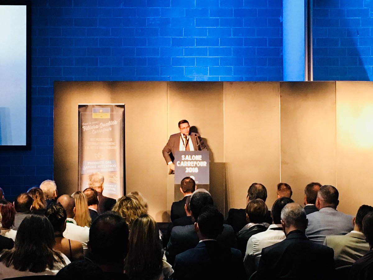 “Bisogna ribilanciare il rapporto tra produttore e distributore” ⁦afferma <a href="/stephanecoum/">Stephane</a>⁩ durante la seconda giornata del #Salonecarrefour2018 dedicata ai  #Franchising  #ActForFood #FoodTransition #Tuttimeritiamoilmeglio