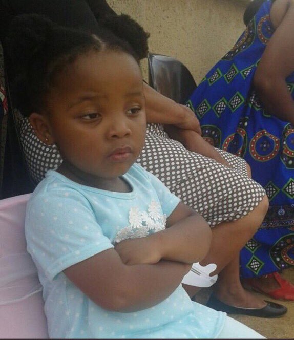 PhilsnerDDI's tweet image. Ibe mnandi iAfter Tears uze ucabange nokubuza ifamily ukuthi akekho omunye osesibhedlela😂