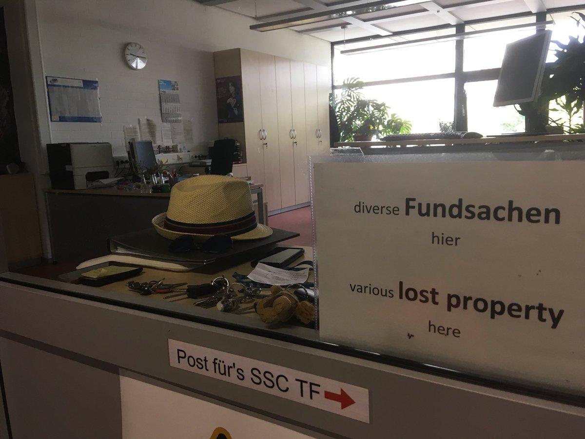 luckow's tweet image. welcher #cmsgarden gärtner hat seinen hut vergessen? #wke2018