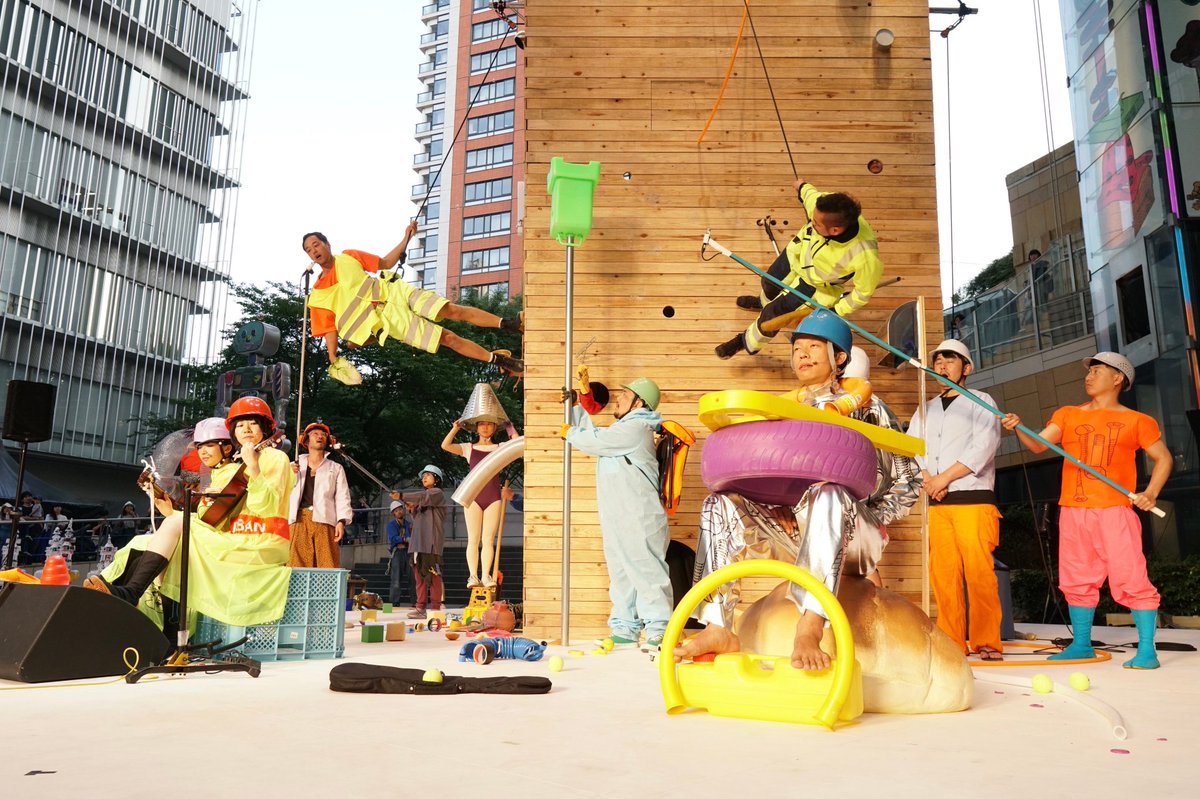 Roppongi Art Night 六本木アートナイトが終わり あっという間に季節は秋 次回の六本木アートナイト まで デート利用はもちろん 家族やお友達とのお出かけにおすすめな美術館や施設 要チェックのアート情報を定期的にご紹介していきます 現代アート Roppongi Art Night 六本木アートナイトが終わり あっという間に季節は秋 次回の六本木アートナイト まで デート利用はもちろん 家族やお友達とのお出かけにおすすめな美術館や施設 要チェックのアート情報を定期的にご紹介していきます 現代アート