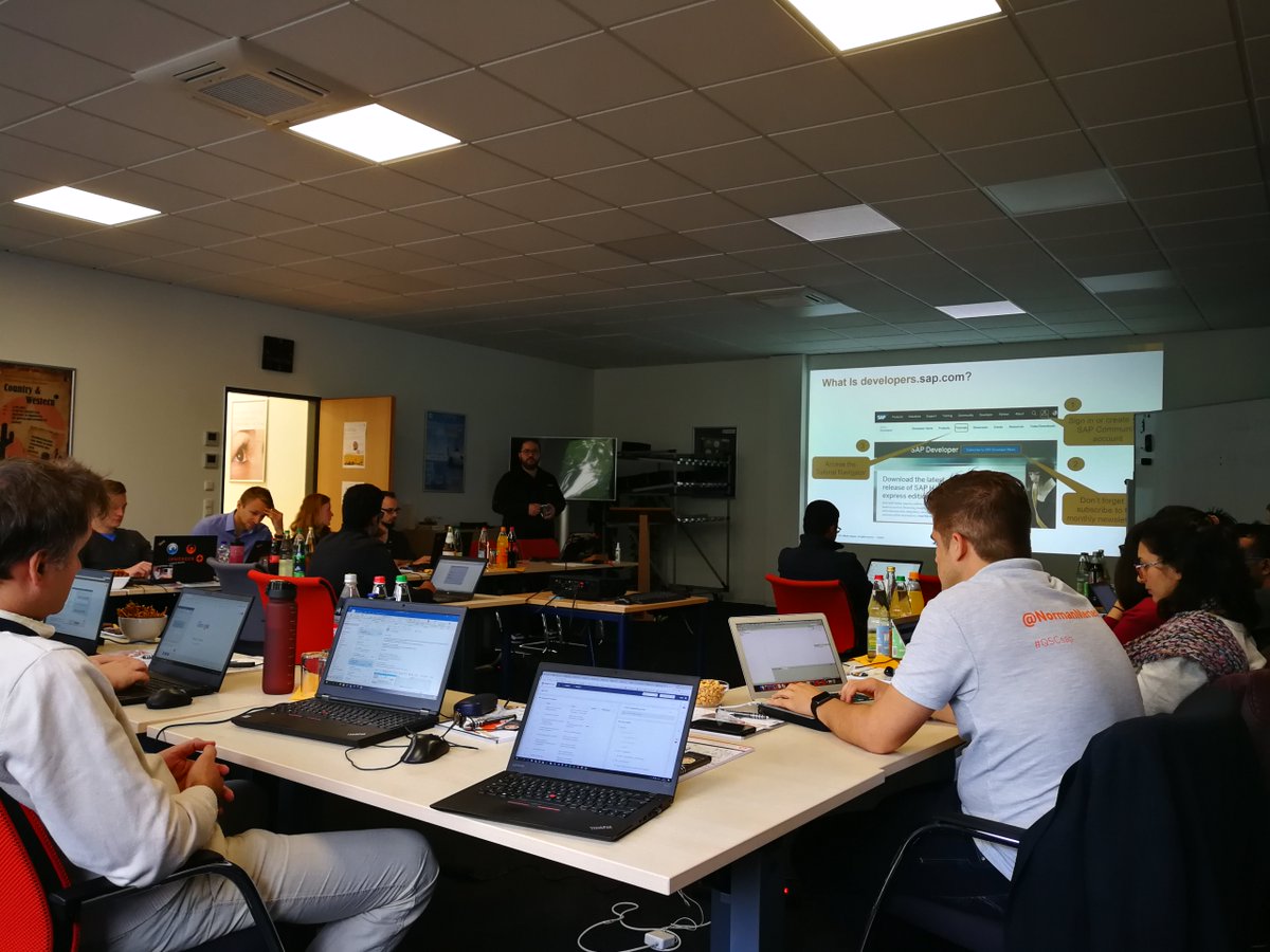 inwerken's tweet image. Full house at the #SAPCodeJam on #SAPLeonardo ML with @adadouche. Currently talking about the insight-driven businesses.