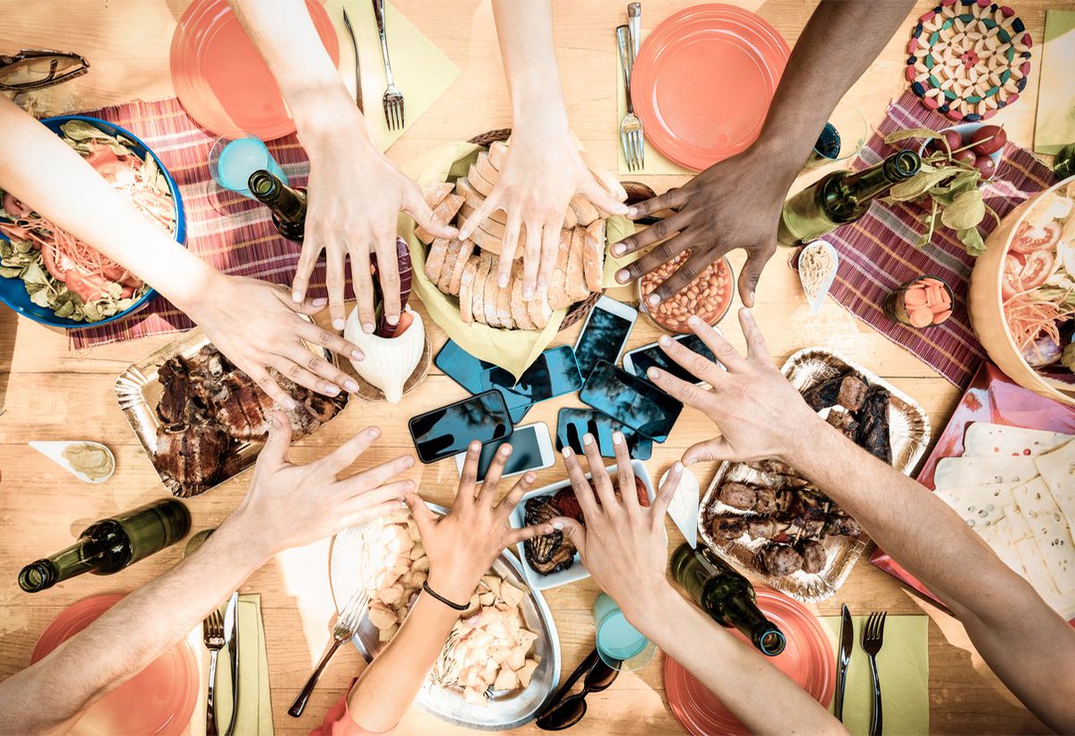 4 leve da cui partire per promuovere il tuo #ristorante, attirare nuovi clienti e battere la concorrenza. <a href="/ristoranti/">ristoranti italiani</a>.it #business #customer blog.ristoranti.it/4-punti-vincen…