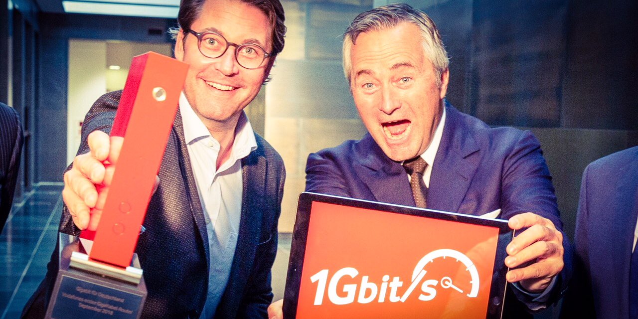 Hannes Ametsreiter on Twitter: "Gestern Abend @andischeuer ...