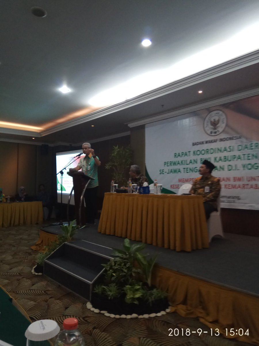 Sarmidi Husna (@midihusna) on Twitter photo Terimakasih Bapak Gubernur <a href="/ganjarpranowo/">Ganjar Pranowo</a> telah menyempatkan hadir dan membuka Rakorda Badan Wakaf Indonesia se Jateng dan DIY. Terimakasih Bapak Gubernur <a href="/ganjarpranowo/">Ganjar Pranowo</a> telah menyempatkan hadir dan membuka Rakorda Badan Wakaf Indonesia se Jateng dan DIY.