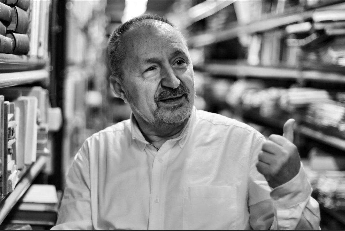 .<a href="/FeriaLiber/">LIBER25</a> 2018 rinde homenaje al editor, librero y poeta sevillano Abelardo Linares <a href="/RENACIMIENTOED/">Editorial Renacimiento</a> <a href="/FGEEenlinea/">FEDERACIÓN EDITORES</a> ow.ly/cflG30lNIQG