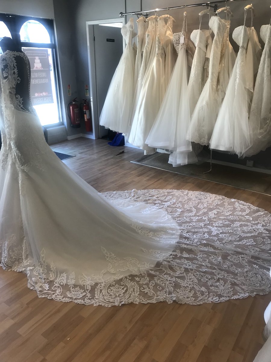 This gorgeous dress by the fabulous <a href="/Marklesleybride/">Mark Lesley</a> is certain to turn heads with that train 😍 what do we think of this beauty ladies ? #traingoals #weddingbelles #marklesley #sayyestothedress