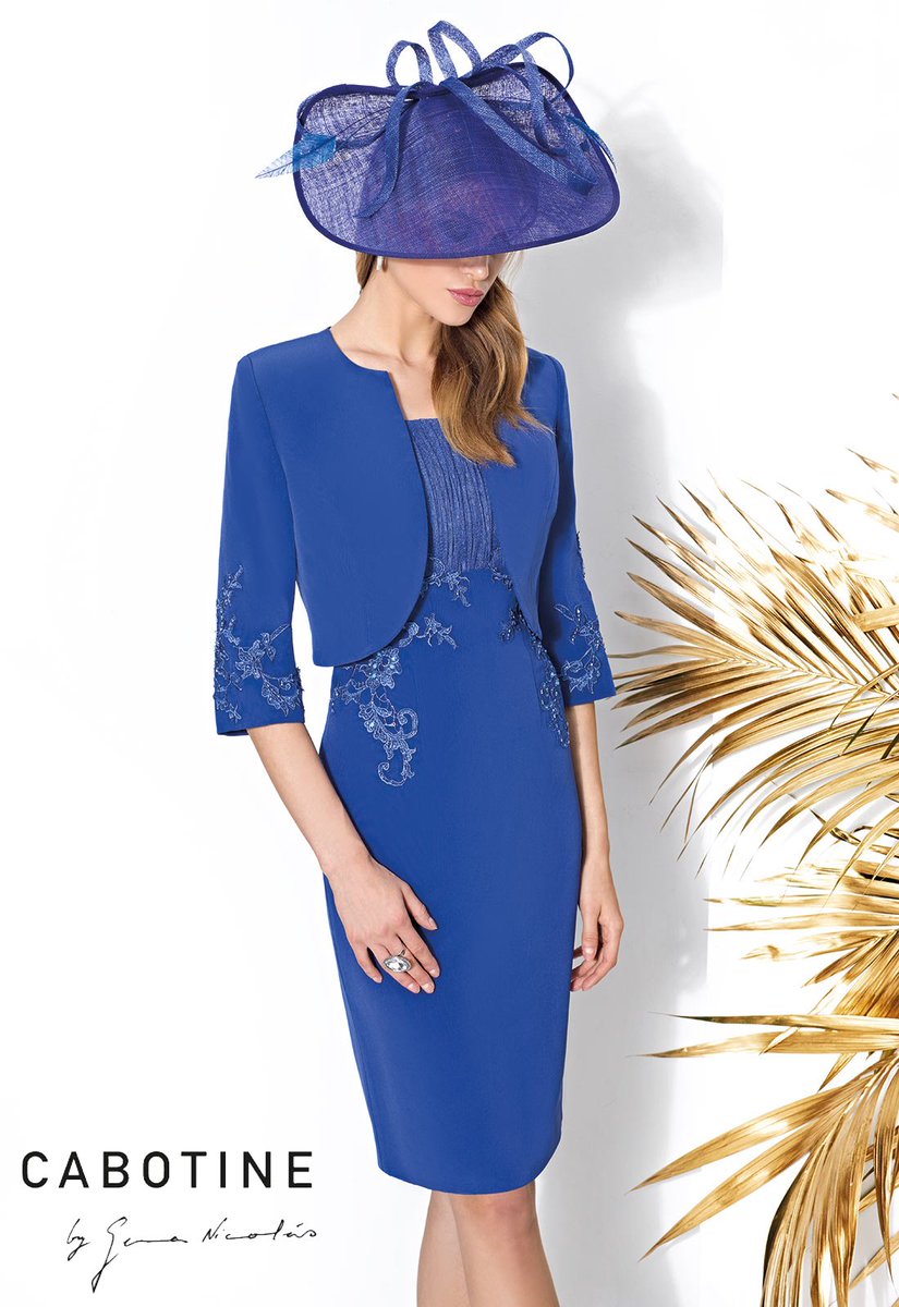 Available in dusty pink, navy blue and green, ooze sophisticated elegance with the subtly embellished Donna 8253 two-piece. ow.ly/w7vP30gItSr #MotherOfTheBride #OccasionWear