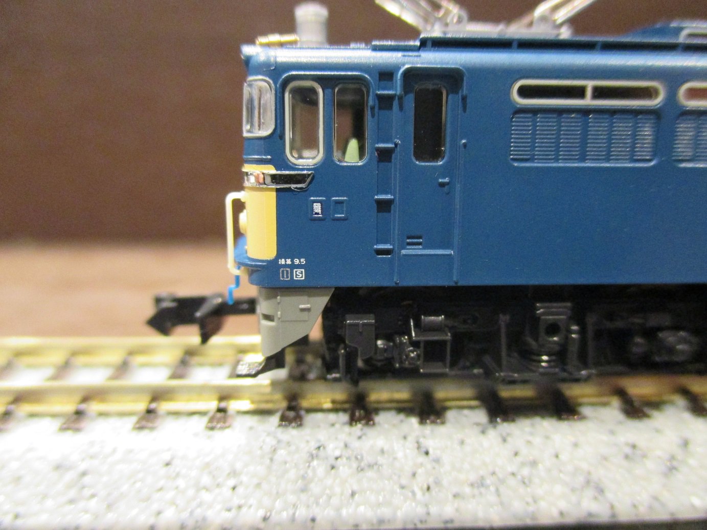 プラスチック製 区名札 岡 岡山機関区 EF65 EF210 JR貨物 sddefault.jpg