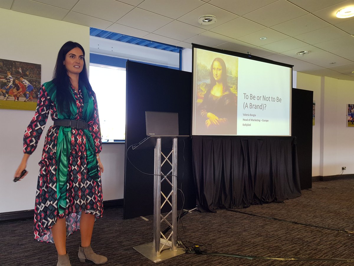 ChrisWillmanUK's tweet image. To be or not to be a brand from Valeria Borgias of Kelly Deli. What&apos;s changed? People want to be brands and brands want to be more personable #kellydeli #ExecLN @ExecutiveLN