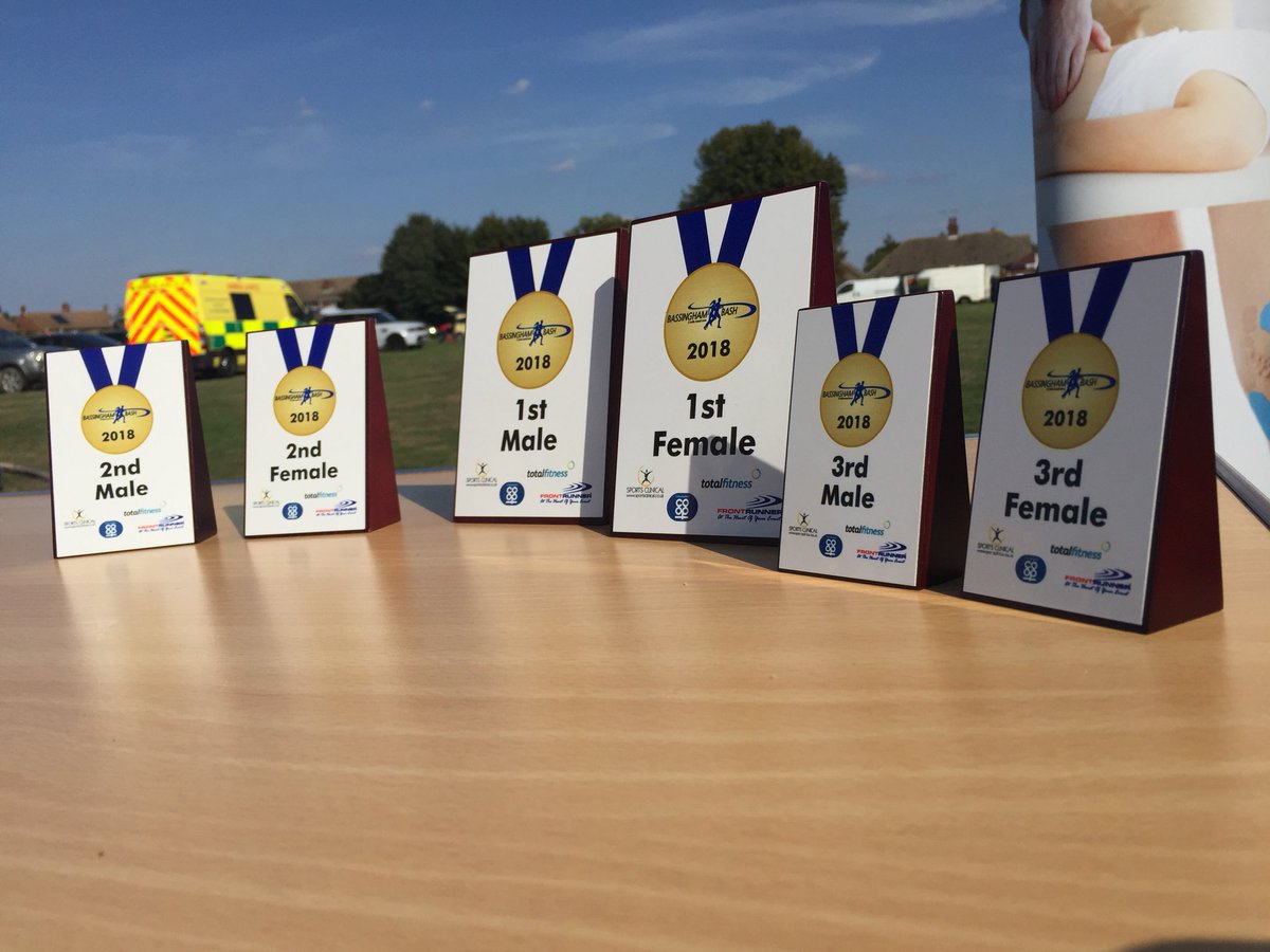 bassinghambash's tweet image. It’s nearly presentation time, Dean from @SPORTSCLINICAL will be handing out the prizes to this years winners